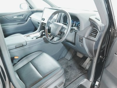 صورة 37 لـ 2023 Toyota VELLFIRE