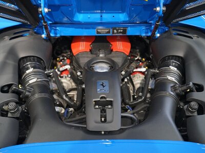 صورة مصغرة 10 لـ 2018 Ferrari 488 SPIDER