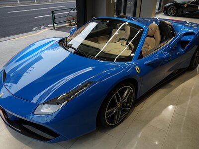 صورة مصغرة 5 لـ 2018 Ferrari 488 SPIDER