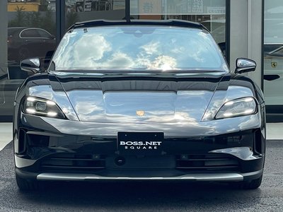 2025 Porsche TAYCAN photo 16