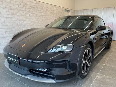 2025 Porsche TAYCAN thumbnail 22
