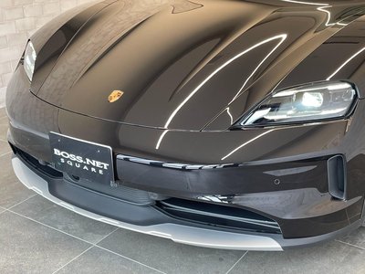 2025 Porsche TAYCAN thumbnail 23