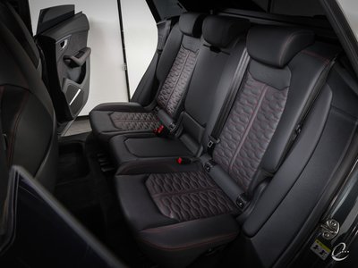 صورة 7 لـ 2024 AUDI RS Q8