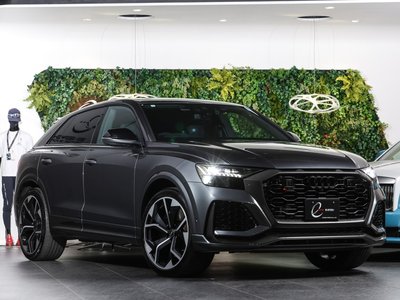 صورة 1 لـ 2024 AUDI RS Q8