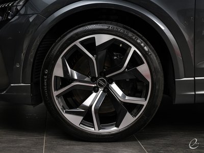 2024 AUDI RS Q8 thumbnail 41
