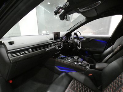 2019 AUDI RS4 AVANT — фото 4