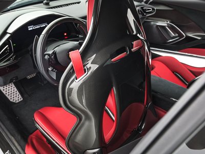صورة 16 لـ 2025 Ferrari 12 CILINDRI