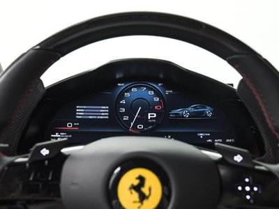 صورة 18 لـ 2025 Ferrari 12 CILINDRI