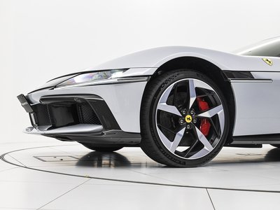 صورة 27 لـ 2025 Ferrari 12 CILINDRI