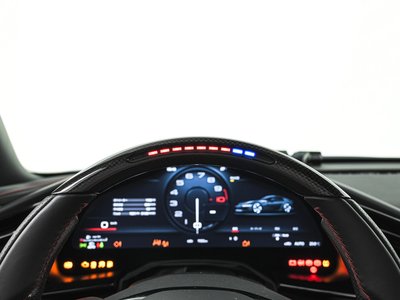 صورة 20 لـ 2025 Ferrari 12 CILINDRI