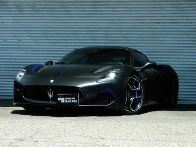2023 Maserati MC20 — фото 1