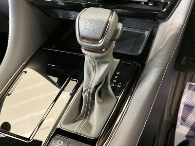 2023 Toyota ALPHARD thumbnail 44