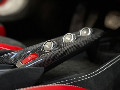 صورة مصغرة 18 لـ 2021 Ferrari F8 SPIDER