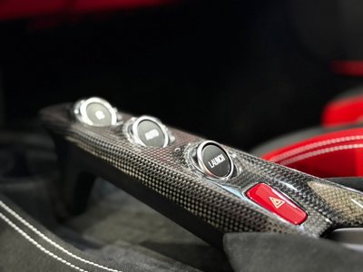 صورة مصغرة 19 لـ 2021 Ferrari F8 SPIDER