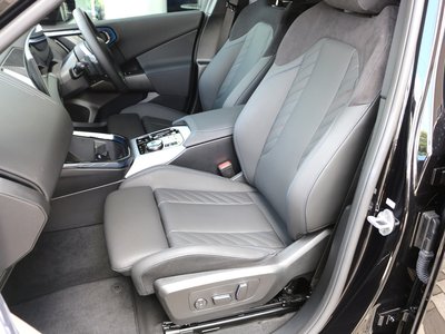 2025 BMW X3 photo 5