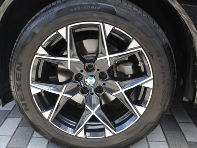 2025 BMW X3 thumbnail 17