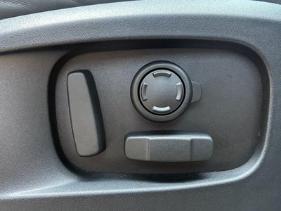 2024 LAND Rover DEFENDER thumbnail 29