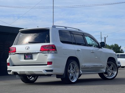 2017 Toyota LAND CRUISER 200 — фото 7