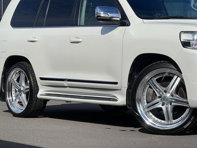 2017 Toyota LAND CRUISER 200 — фото 11