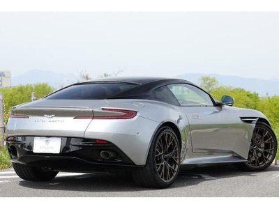 2024 Aston Martin DB12 — миниатюра 6