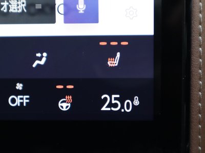 صورة 32 لـ 2024 Lexus LBX