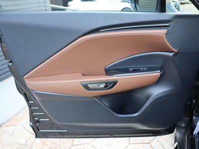 صورة 60 لـ 2024 Lexus LBX
