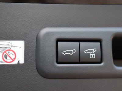 صورة 27 لـ 2024 Lexus LBX