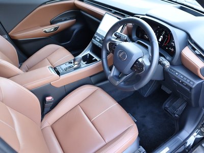 صورة 47 لـ 2024 Lexus LBX