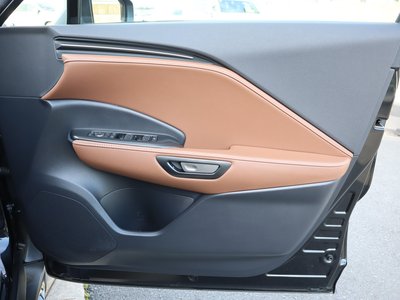 صورة 61 لـ 2024 Lexus LBX