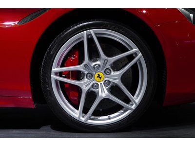 2016 Ferrari CALIFORNIA T 照片 12