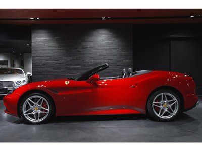 2016 Ferrari CALIFORNIA T 照片 14