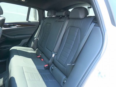 2022 BMW X4 照片 13