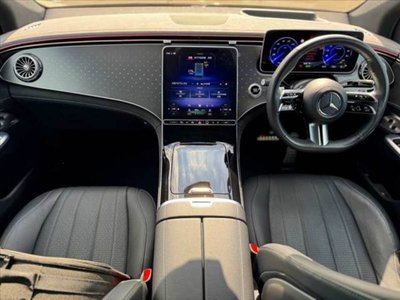 2024 Mercedes-BENZ EQE photo 2