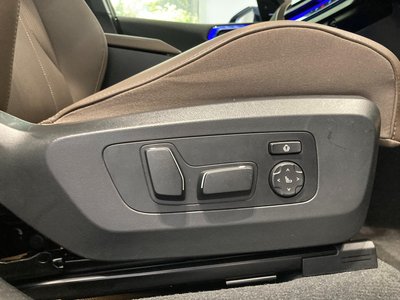 2025 BMW X3 thumbnail 18