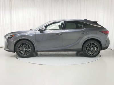 صورة 3 لـ 2023 Lexus RX
