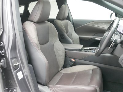 صورة 8 لـ 2023 Lexus RX