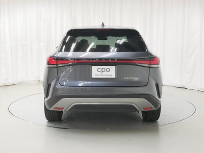 صورة 4 لـ 2023 Lexus RX