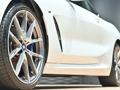 2019 BMW 8 SERIES photo 16