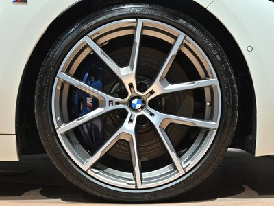 2019 BMW 8 SERIES photo 4