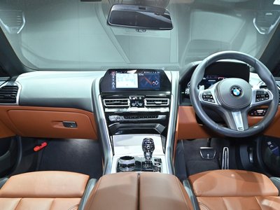 2019 BMW 8 SERIES photo 3