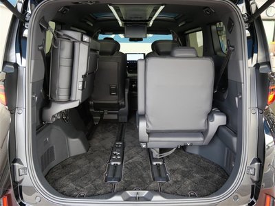 2023 Toyota VELLFIRE photo 12