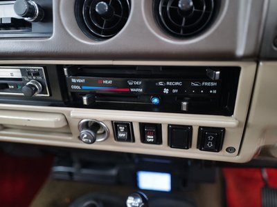 1981 Toyota LAND CRUISER 60 — фото 19