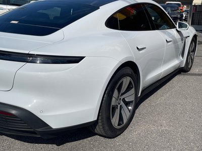 صورة مصغرة 39 لـ 2022 Porsche TAYCAN