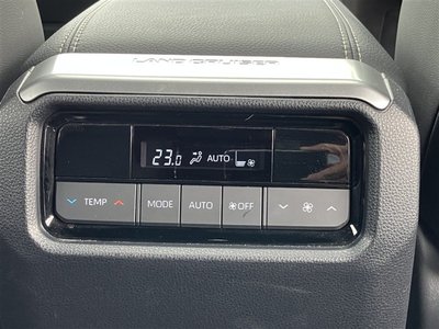 2024 Toyota LAND CRUISER 250 thumbnail 23