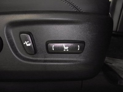 2023 Toyota LAND CRUISER PRADO thumbnail 37