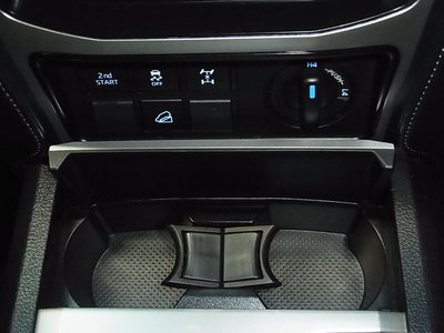 2023 Toyota LAND CRUISER PRADO thumbnail 29