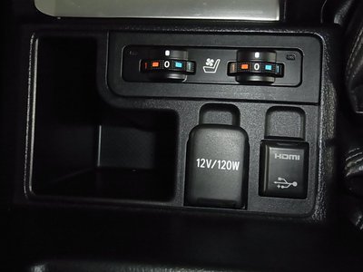 2023 Toyota LAND CRUISER PRADO thumbnail 31