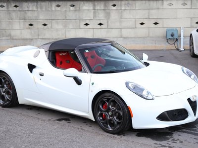 2016 ALFA Romeo 4C SPIDER 照片 13