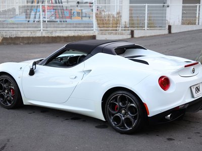2016 ALFA Romeo 4C SPIDER 照片 9