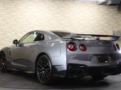 2023 Nissan GT-R 照片 12